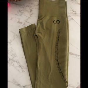 🌵Sage Green Workout Pants